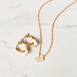 Flower Pearl Necklace